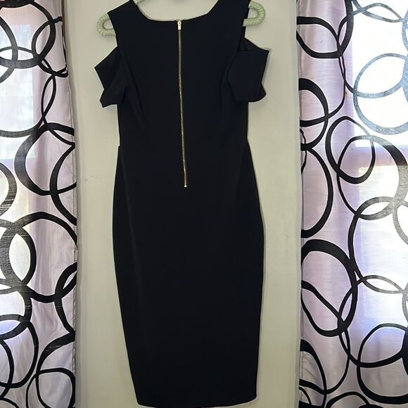 Express Little Black Dress Lined Short Zip Back Cut Out Cold Shoulder Size 6 - Picture 10 of 12